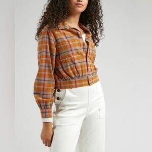 LEE JEANS WOMENS NWT -SzL
Lee Jeans Boxy Notch Collar
Button Down Shirt C